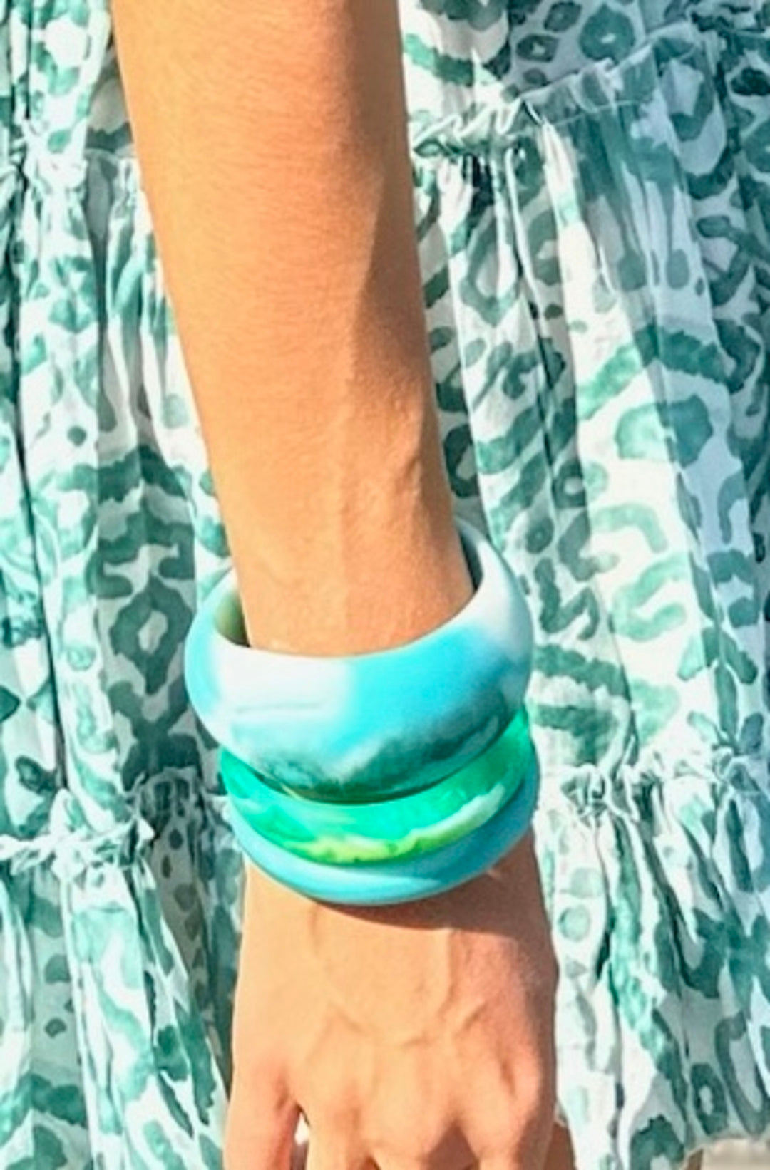 Resin Bangle - Medium - Ocean
