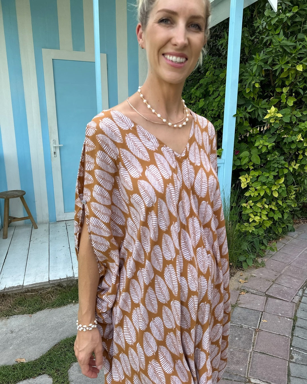 V Neck Kaftan - Brown Leaf